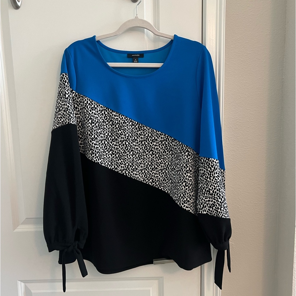 Blue, black and white long sleeve blouse